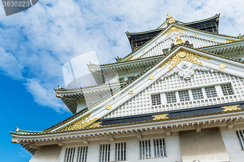 Image of Osaka castle with blue sky