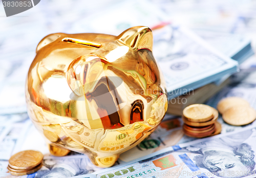 Image of Piggy bank and money
