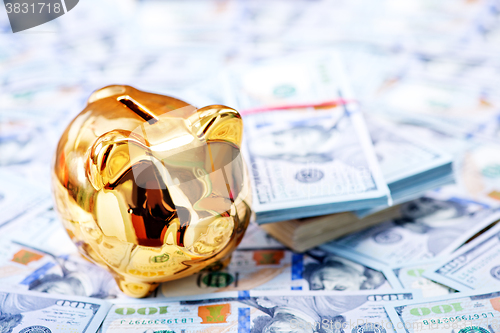 Image of Piggy bank and money