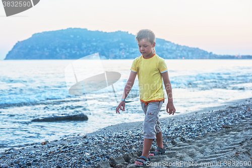 Image of Kid boy walking