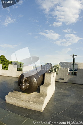 Image of canon malecon 2000 guayaquil ecuador