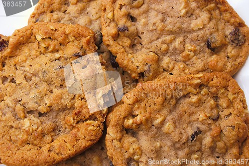 Image of chocolate chip and raisin cookies