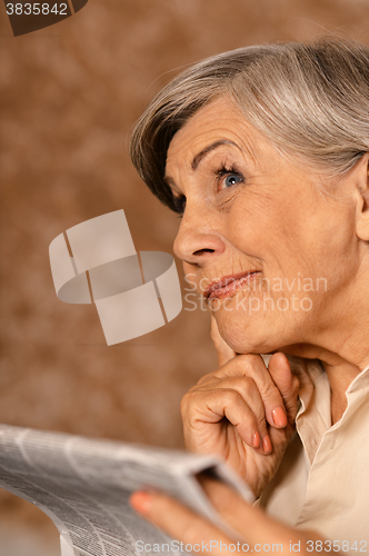 Image of  aged surprised woman 
