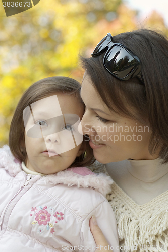 Image of mom and a little girl