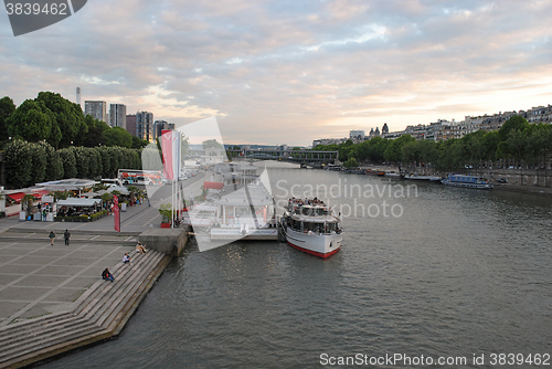 Image of Seine embankment.