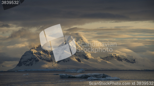 Image of Mountain view in Antarctica