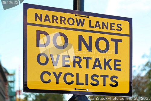 Image of Cyclist Sign