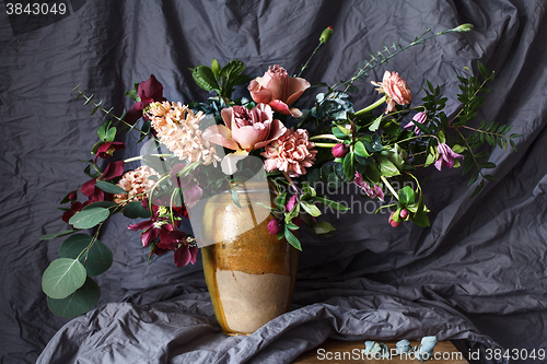 Image of Flower in the vase on the table