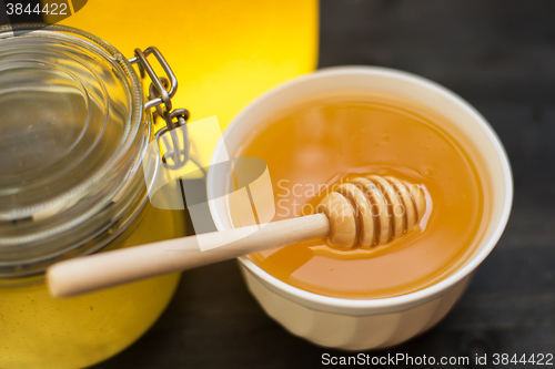 Image of Honey with walnut