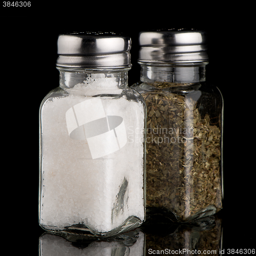 Image of  Salt and oregano shakers