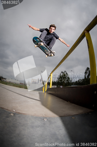 Image of Skateboarder doing a ollie