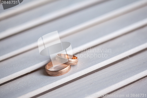 Image of The wedding rings close up 