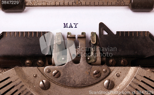 Image of Old typewriter - May