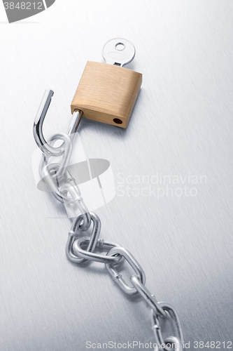 Image of Closeup on silver chain 