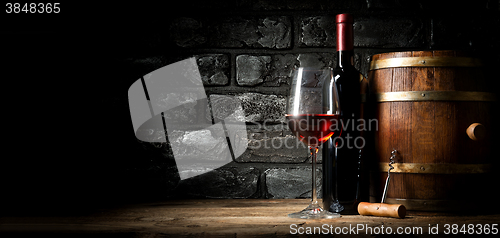 Image of Old red wine