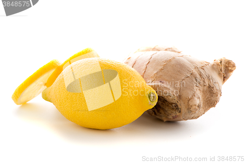 Image of Ginger root and lemon slice