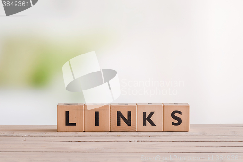 Image of Links sign on a desk