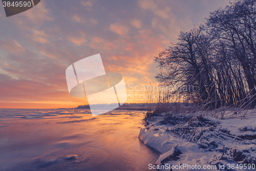 Image of Lake sunrise in the winter