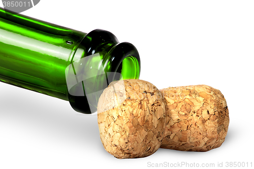 Image of Neck of green bottle and cork near