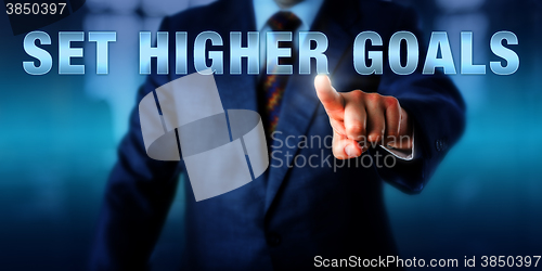 Image of Corporate Career Coach Touching SET HIGHER GOALS