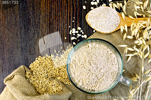 Image of Flour and bran oat on board