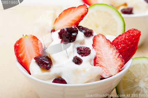 Image of fruit and yogurt salad healthy breakfast