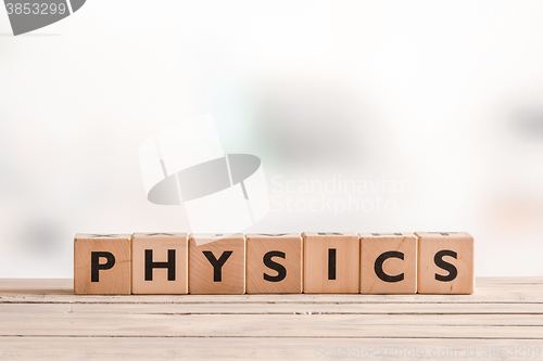 Image of Physics sign on a desk