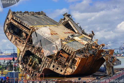 Image of Shipwreck ad shipyard