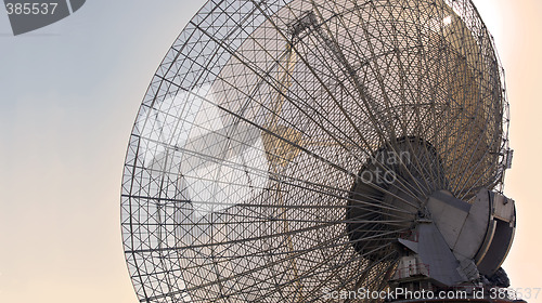 Image of radio telescope