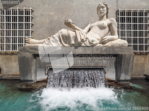 Image of Dora Statue in Turin