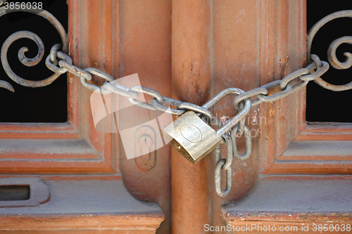 Image of Padlock and Chain