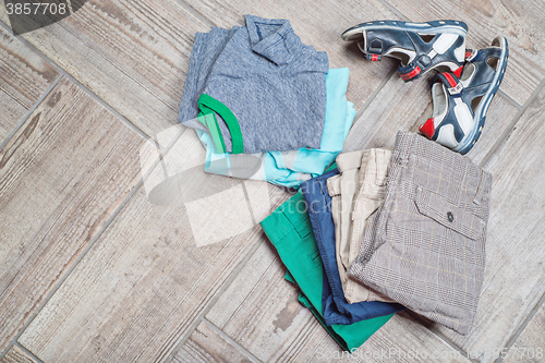 Image of Photography of boy\'s casual outfits. 