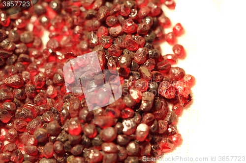 Image of red pyrope minerals (garnet)