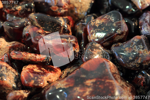 Image of red pyrope minerals (garnet)