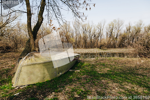 Image of Boat at the riverside