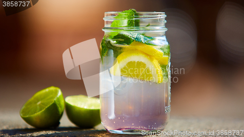 Image of Iced drink with mint and citrus fruit