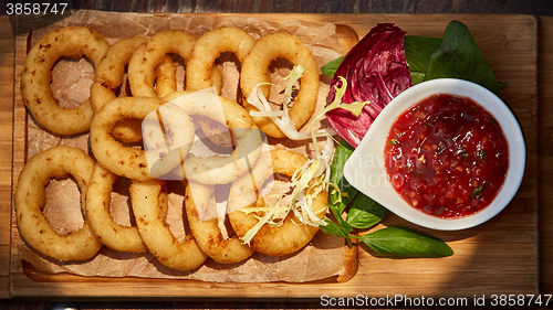 Image of Homemade Crunchy Fried Onion Rings