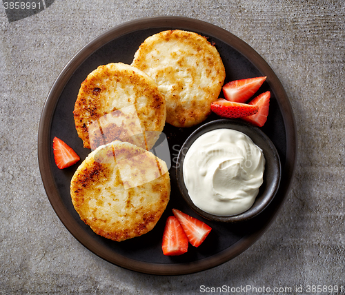 Image of freshly baked cottage cheese pancakes