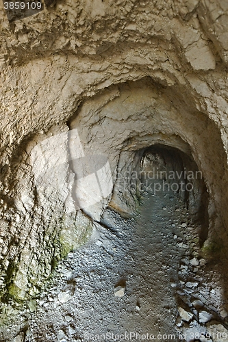 Image of Tunnel in stone