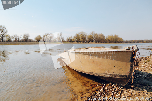 Image of Boat at the riverside