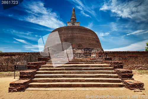 Image of Rankot Vihara, Pollonaruwa, Sri Lanka