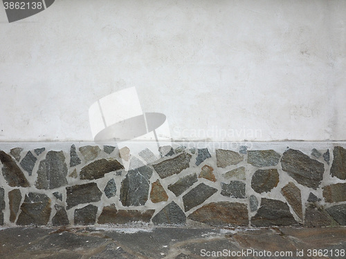 Image of Wall with stones finish