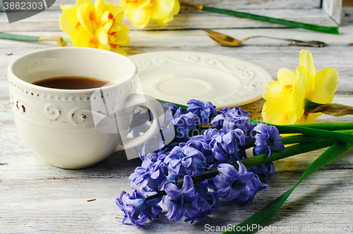 Image of Tea and flowers