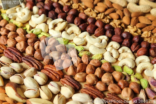 Image of Varieties of nuts.