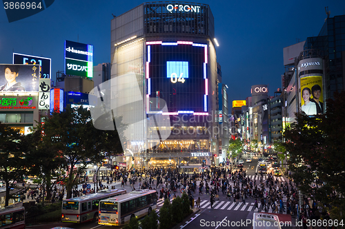 Image of Pedestrians at Shibuya Crossing, Tokio, Japan