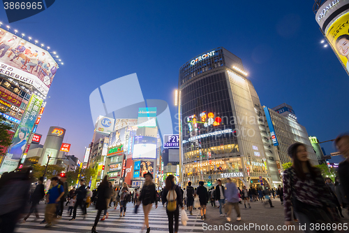 Image of Pedestrians at Shibuya Crossing, Tokio, Japan