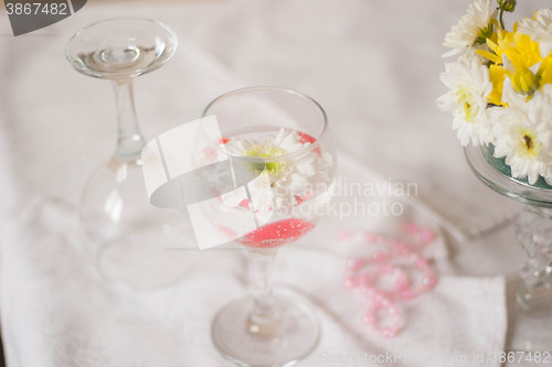 Image of Table decoration of flowers