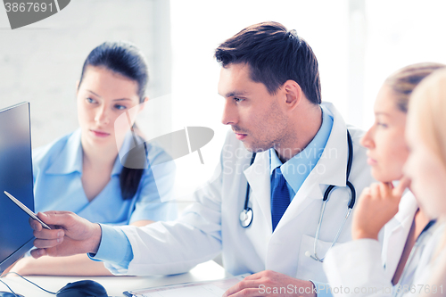 Image of team or group of doctors working