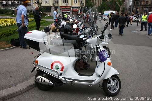 Image of Vespa meeting