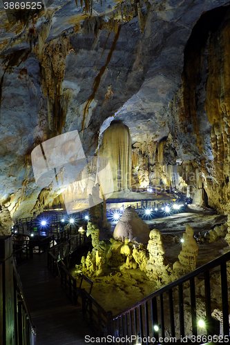 Image of Paradise cave, Quang Binh, Vietnam travel, heritage